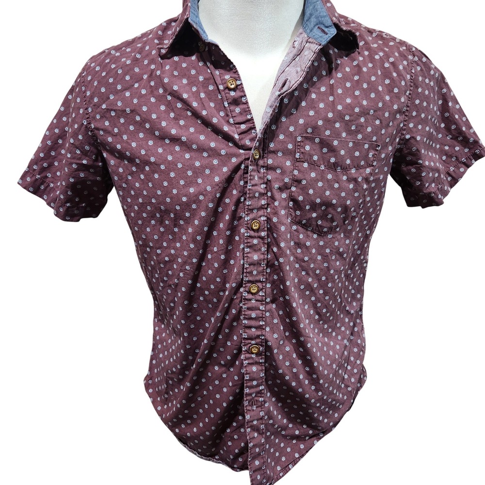 American Eagle Outfitters Men's Short Sleeve Button Down Shirt‎ Polka Dot M
